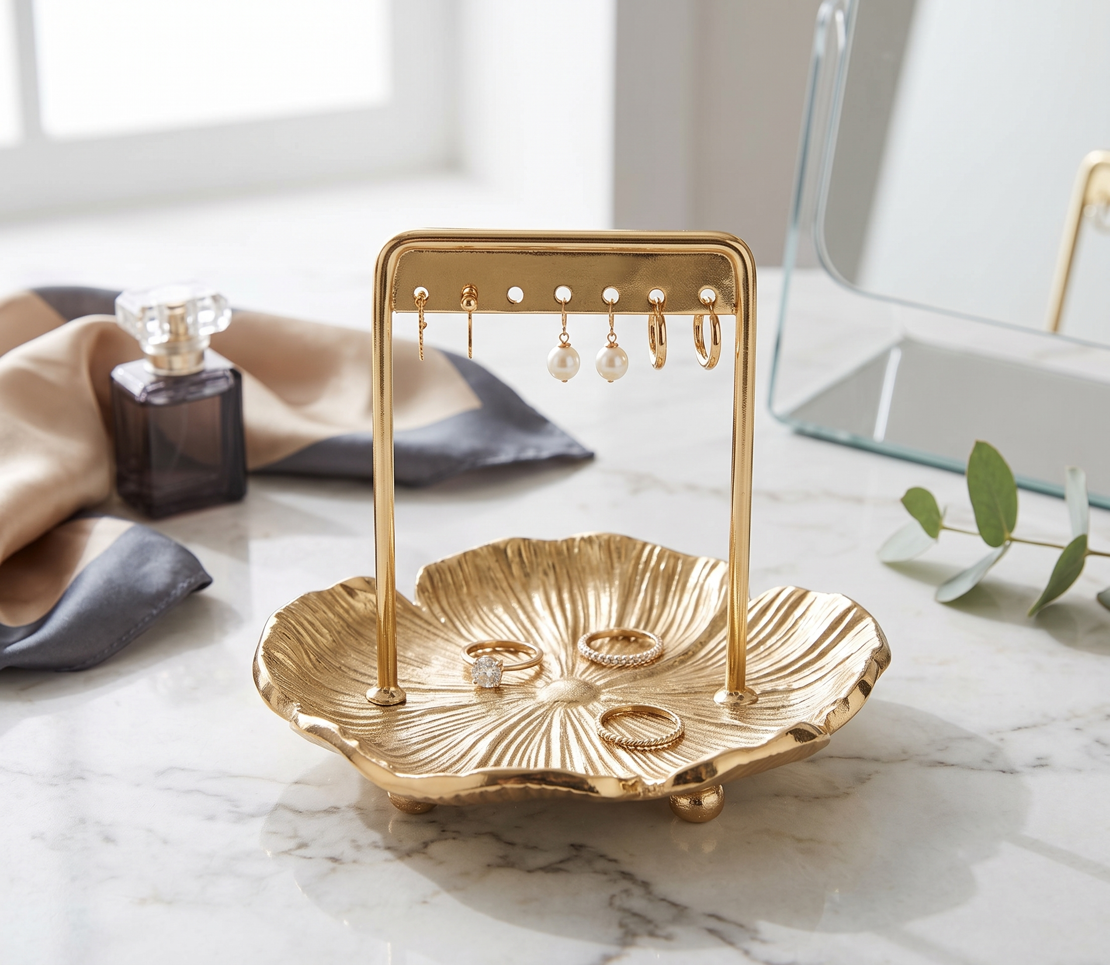 Metal Jewellery Organiser - Gold