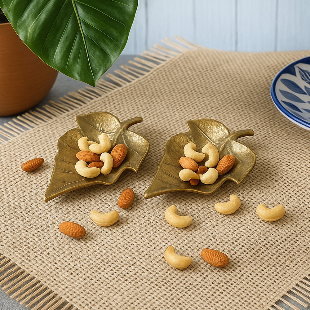 Gold Leaf Decorative Tray Platter for Center Table Centerpiece Platter Tray for Home Décor - Gold