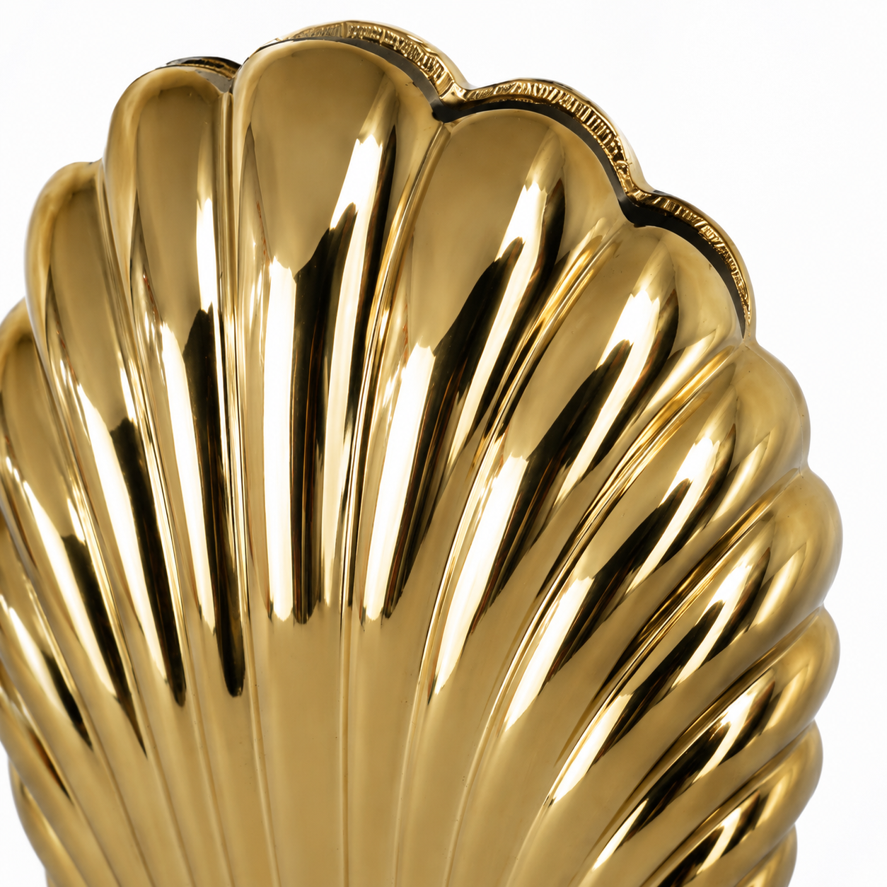 Aurelia Shell Luxe Vase