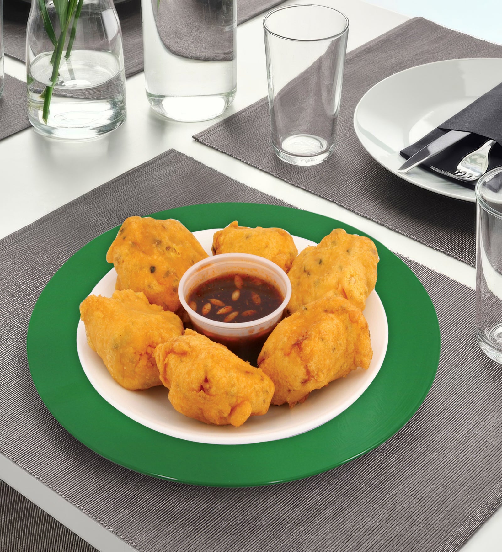 Metalsmith 13 Inch Round Decorative Serving Plate For Formal Occasions, Parties And Wedding Charger Plate (Pack of 4)