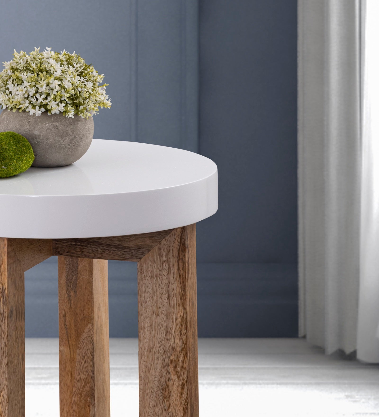 Wooden Seating Stool For Indoor, Outdoor, Home, Living Room And Office