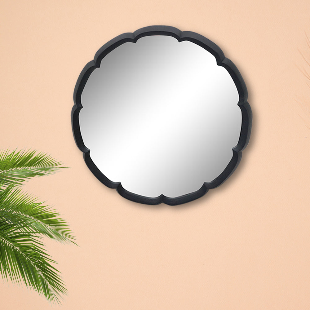 Metal Elegant Wall Hanging Mirror