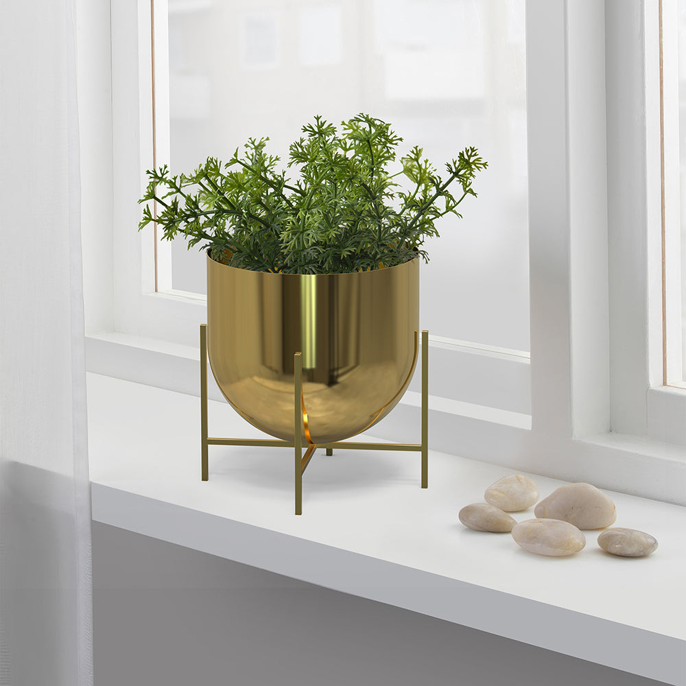 Iron Planter For Indoor And Outdoor Décor
