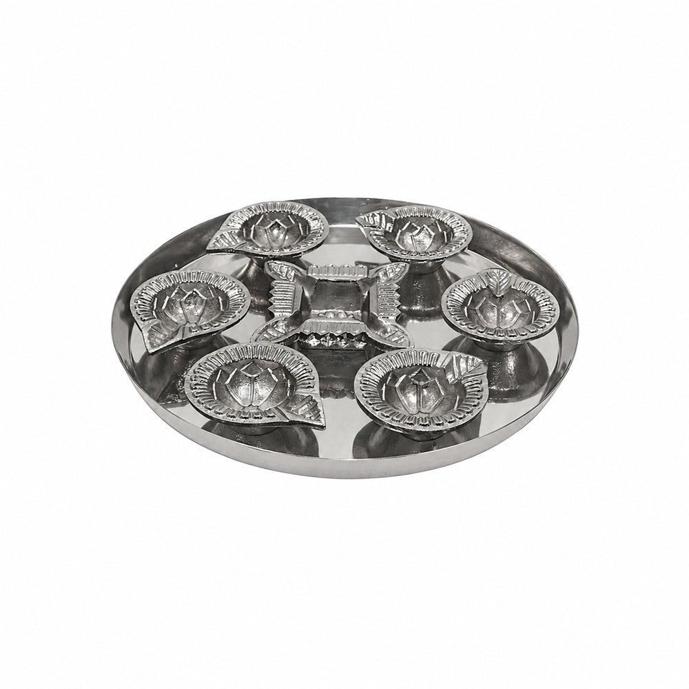 Silver Diya Set With Thali For Decor And Pooja (Set Of 8)