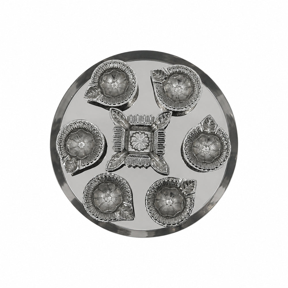 Silver Diya Set With Thali For Decor And Pooja (Set Of 8)