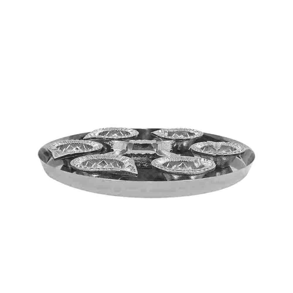 Silver Diya Set With Thali For Decor And Pooja (Set Of 8)