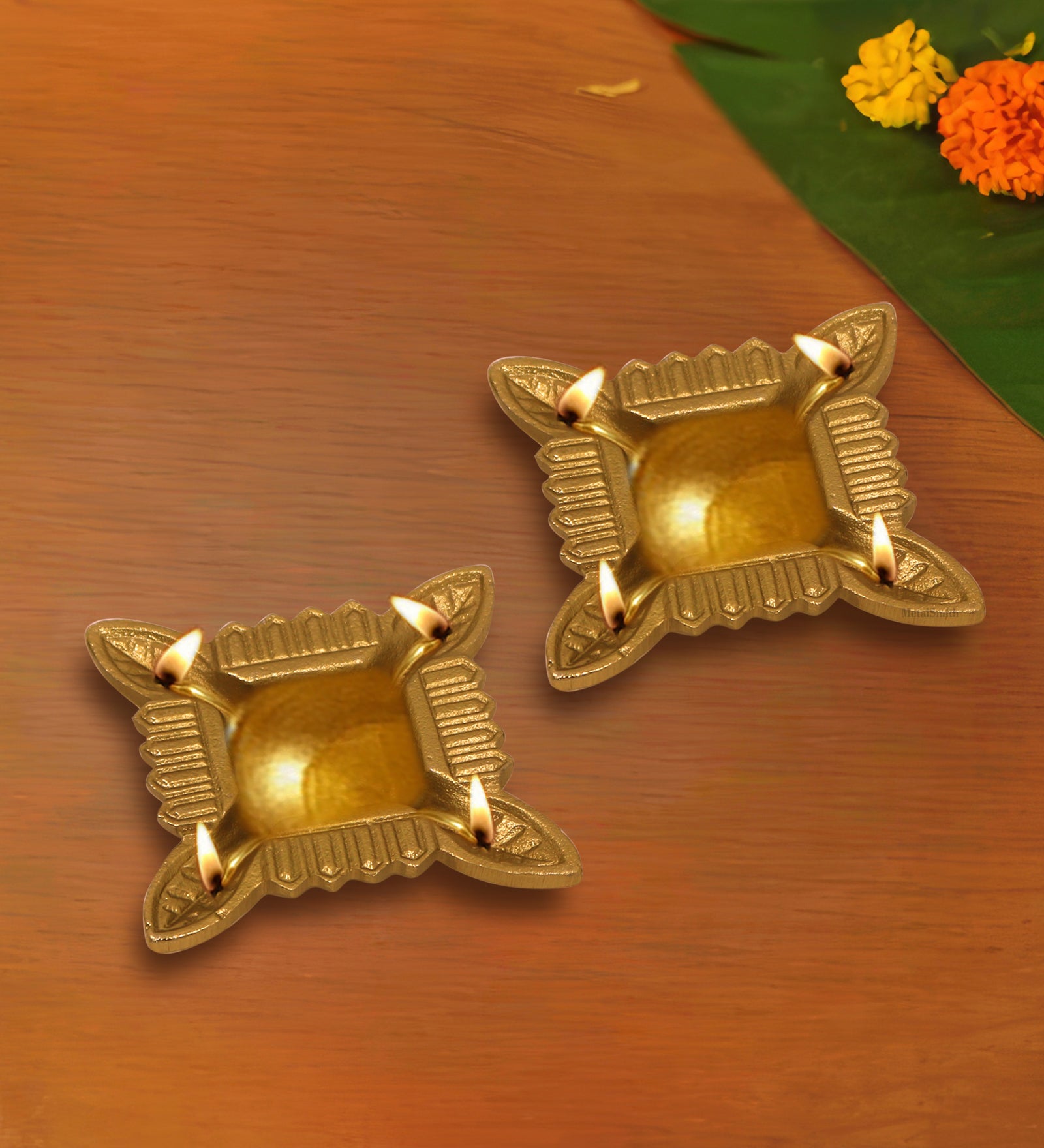 Pack Of 2 Aluminium Diyas For Pooja And Gift