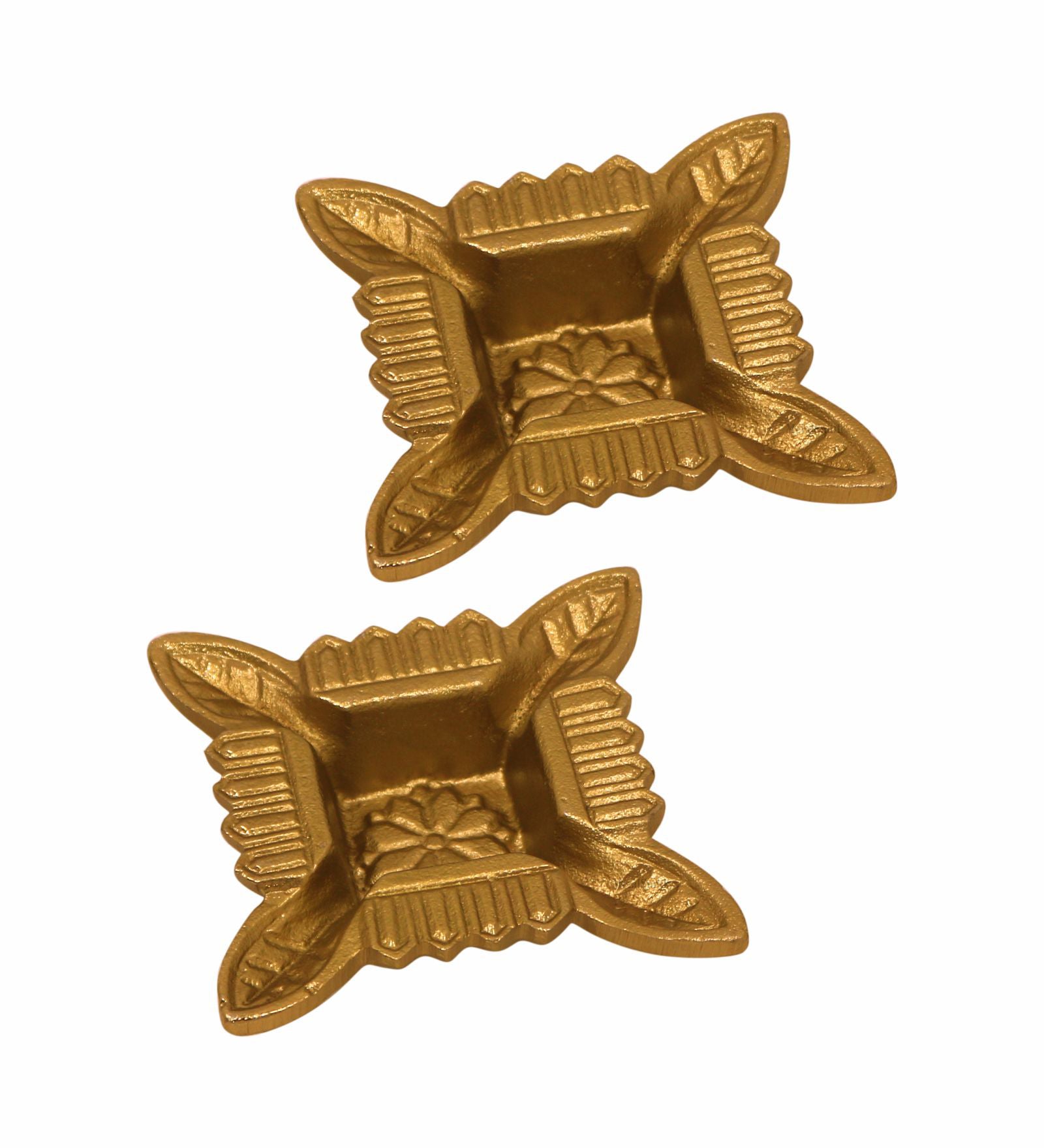 Pack Of 2 Aluminium Diyas For Pooja And Gift