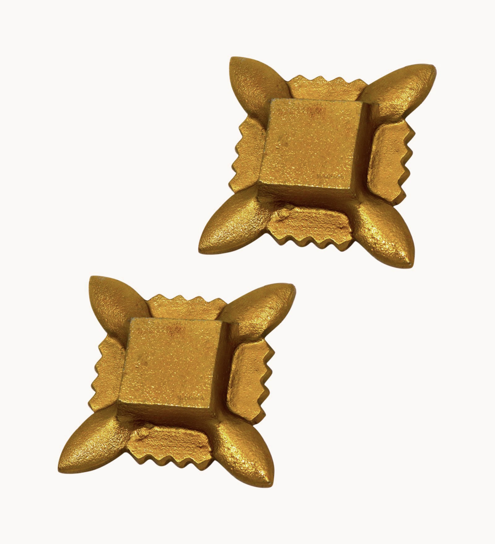 Pack Of 2 Aluminium Diyas For Pooja And Gift
