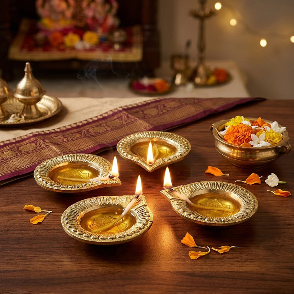 Pack Of 4 Aluminium Diyas For Pooja And Gift