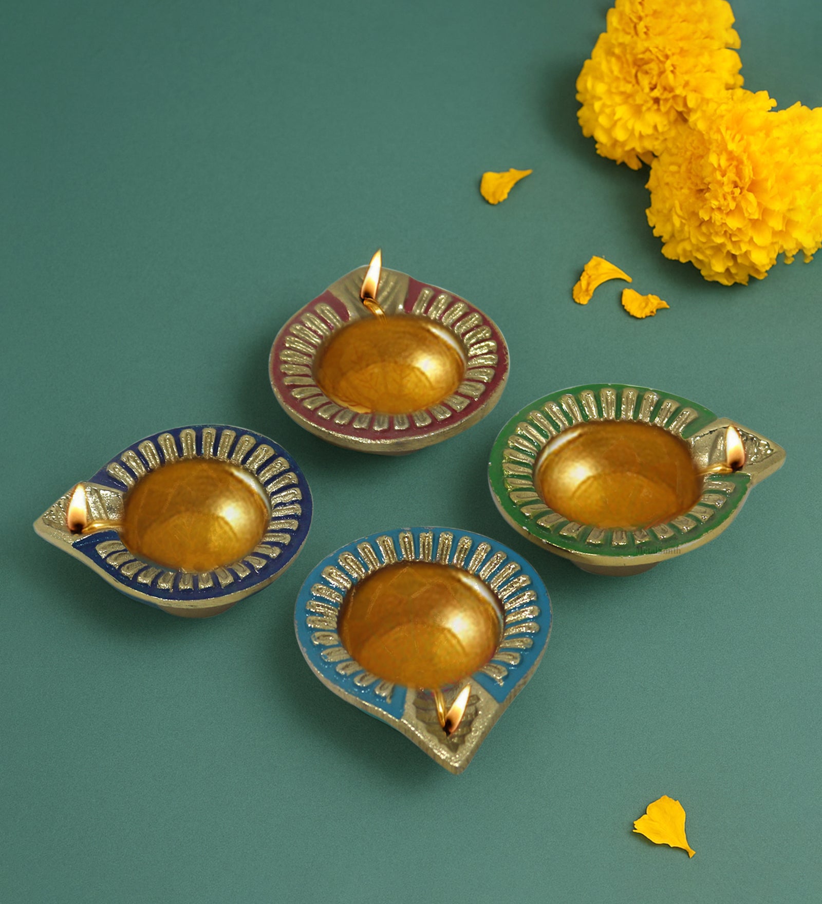 Pack Of 4 Aluminium Diyas For Pooja And Gift