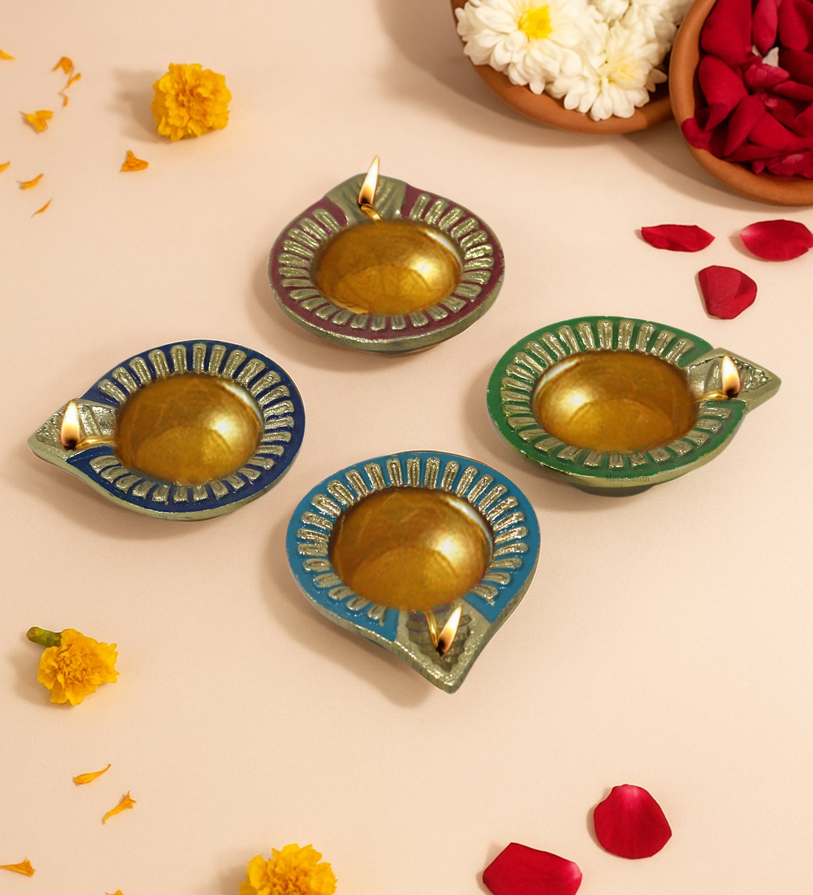 Pack Of 4 Aluminium Diyas For Pooja And Gift
