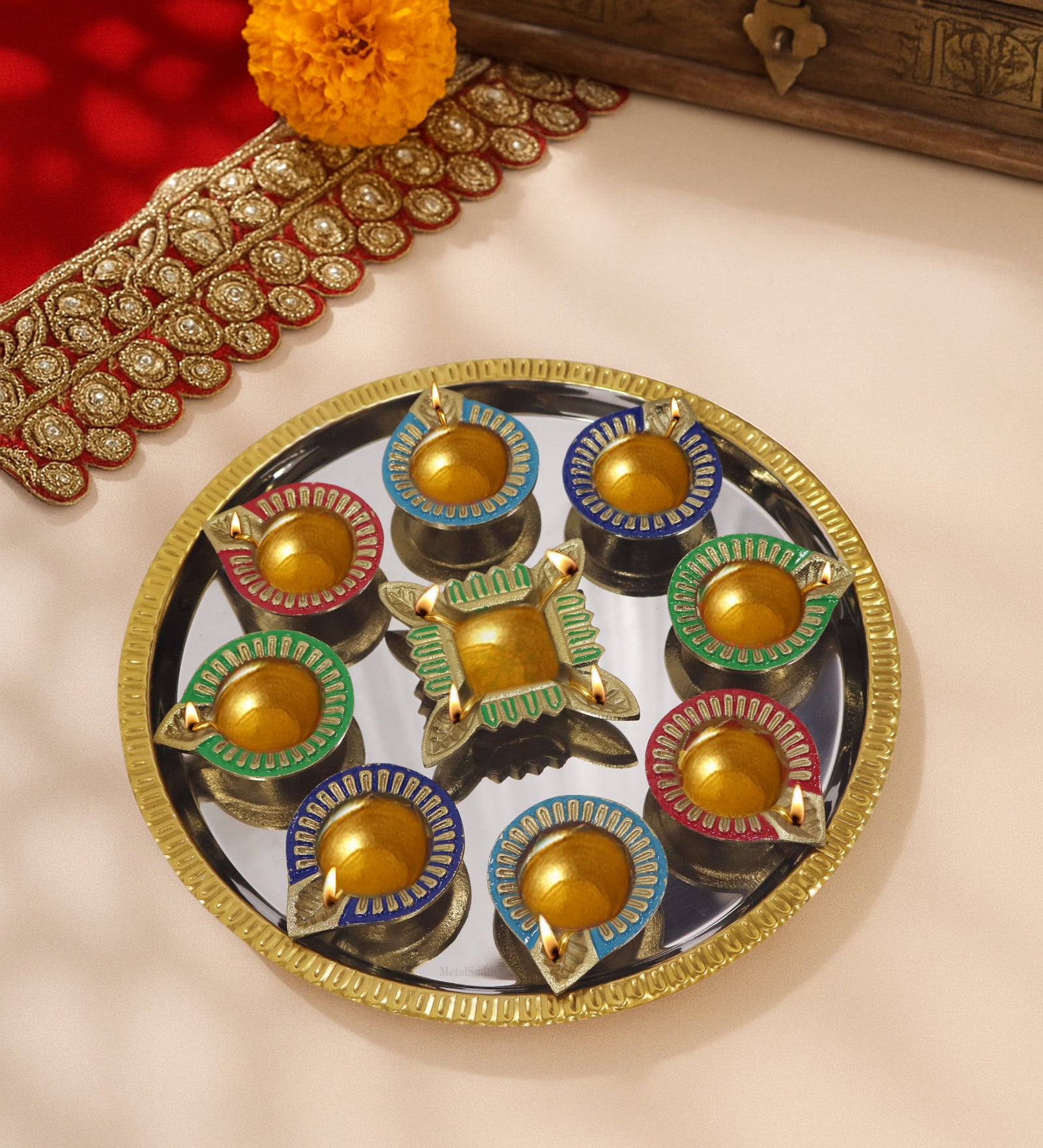 Diya Set With Thali For Décor And Pooja (Multicolor)