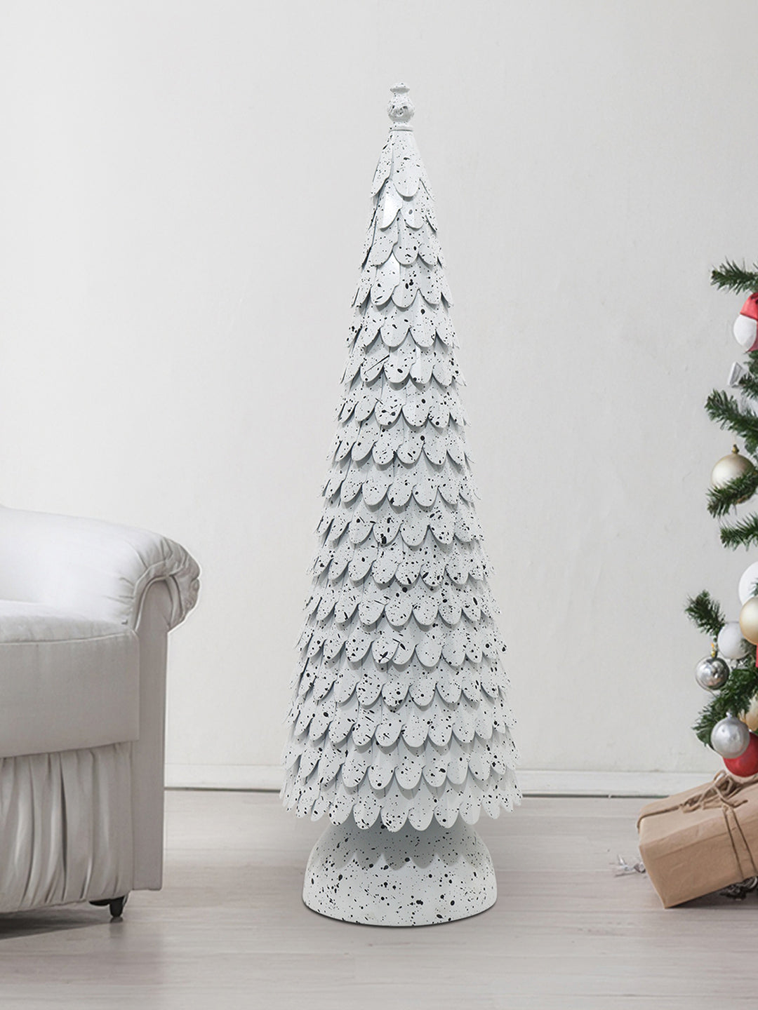 Elegant White Speckled Christmas For Tree Home Decoration Powder Unique Metal Décor Contemporary Holiday Accent