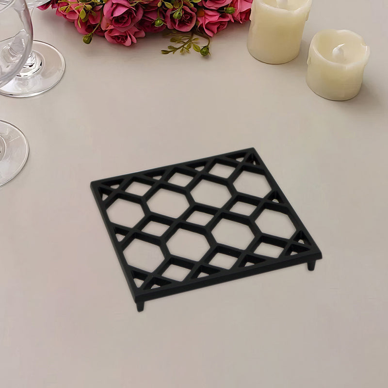 Metal Square Non-Slip Dining Place Matt Black Finish Trivet For Kitchen ( Pack of 1 )
