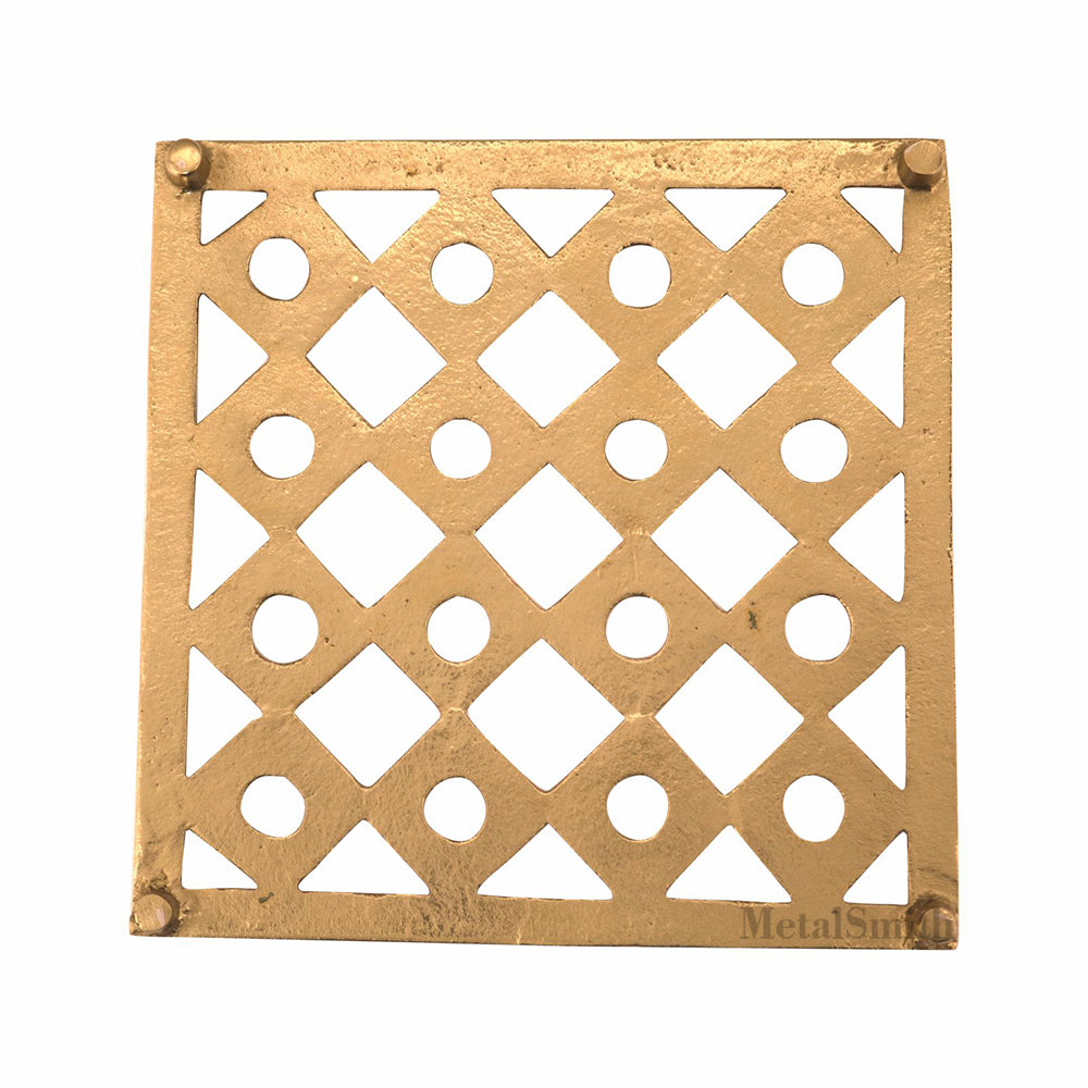 Metal Square Non-Slip Dining Place Gold Finish Trivet For Kitchen ( Pack of 1 )