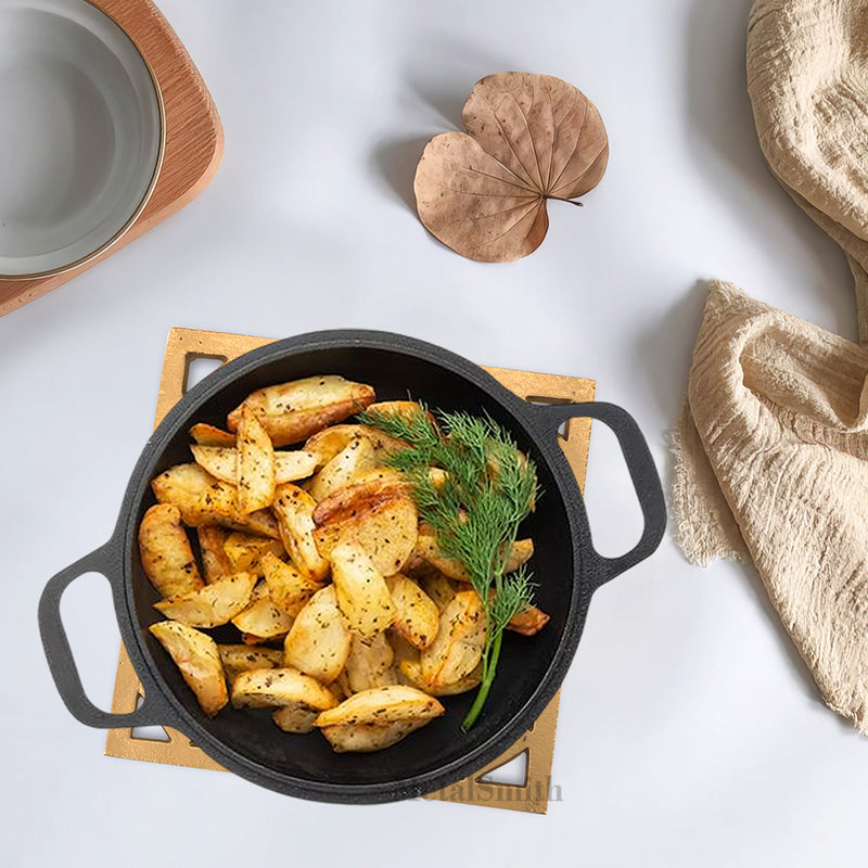 Metal Square Non-Slip Dining Place Gold Finish Trivet For Kitchen ( Pack of 1 )