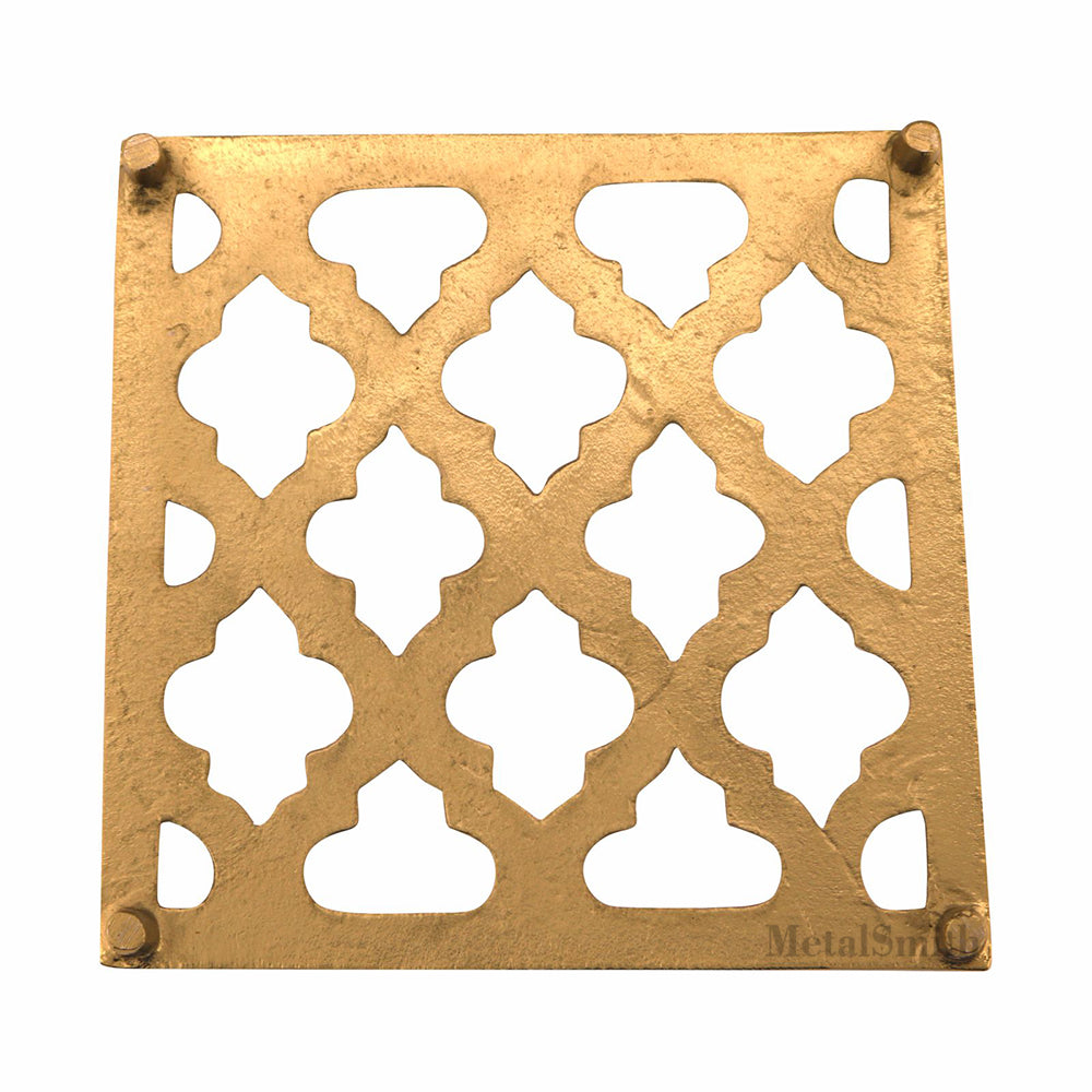 Metal Square Non-Slip Dining Place Gold Finish Trivet For Kitchen ( Pack of 1 )