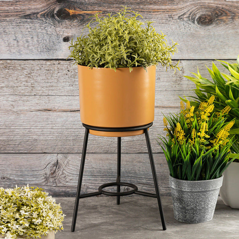 Brown Metal Table Planter With Stand For Indoor Plants And Flowers