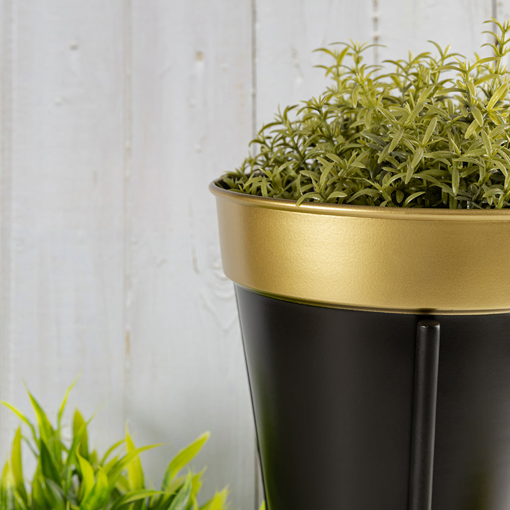 Black Metal Table Planter With Stand For Indoor Plants And Flowers
