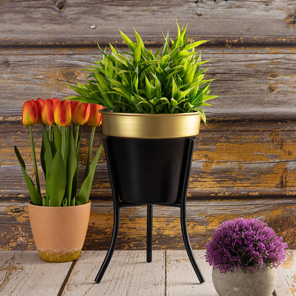 Black Metal Table Planter With Stand For Indoor Plants And Flowers