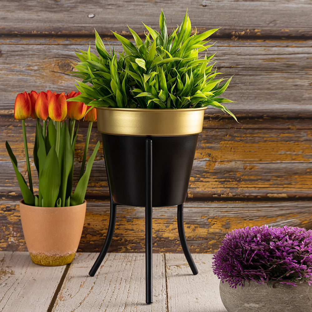 Black Metal Table Planter With Stand For Indoor Plants And Flowers