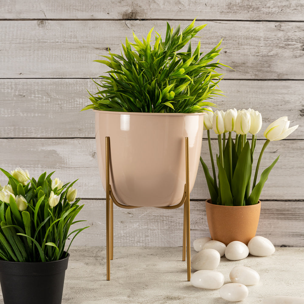 Peach Metal Table Planter With Stand For Indoor Plants And Flowers