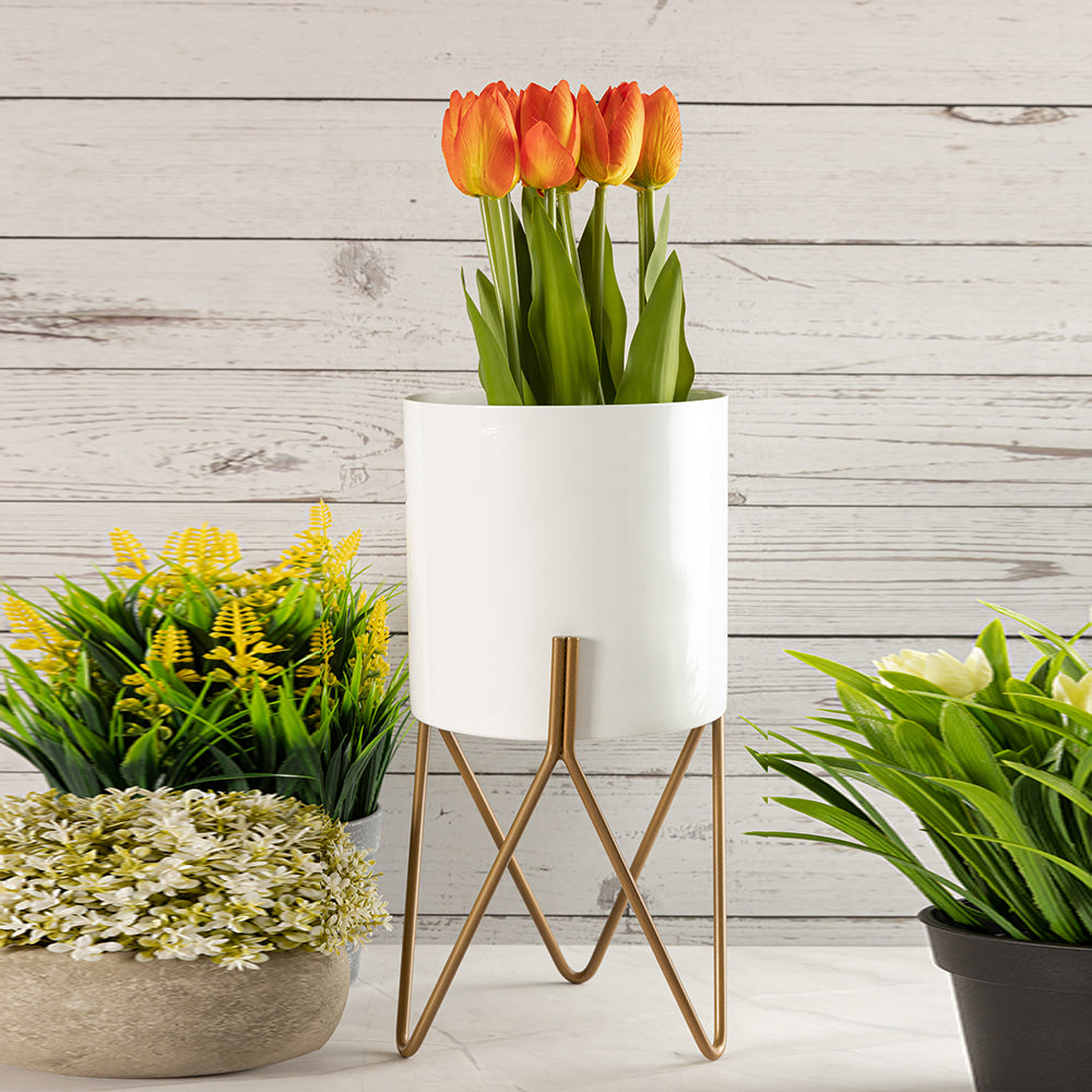 White Metal Table Planter With Stand For Indoor Plants And Flowers