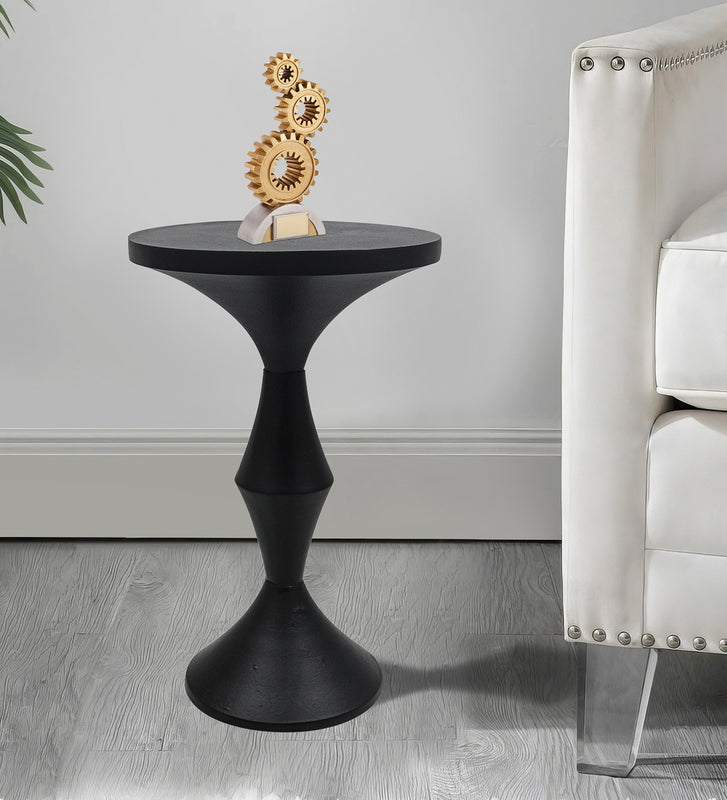 Rynn Metal Side Table - Black