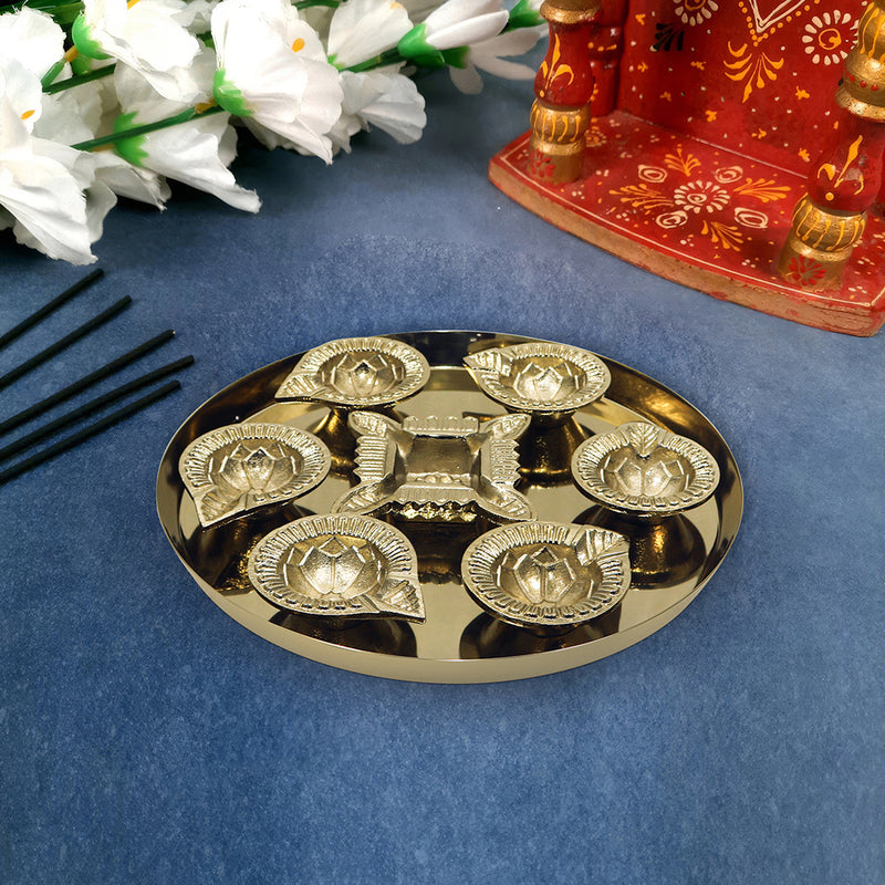 Gold Diya Set With Thali For Décor And Pooja