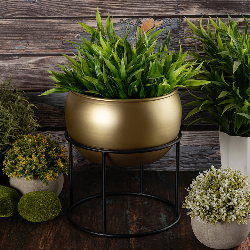 Gold Metal Table Planter With Stand For Indoor Plants And Flowers